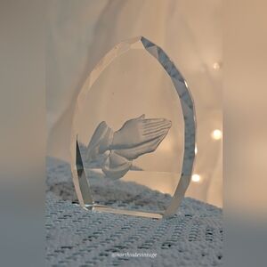 Small Crystal And Frosted Praying Hands